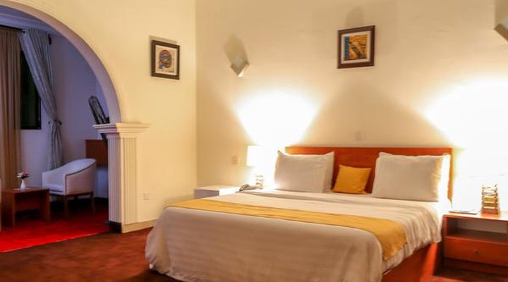 Casalinda Hotel & Gallery Resort