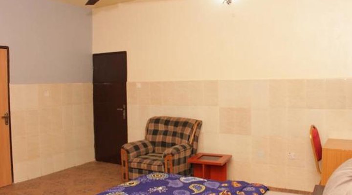 Pedallo Luxury Inn Ltd