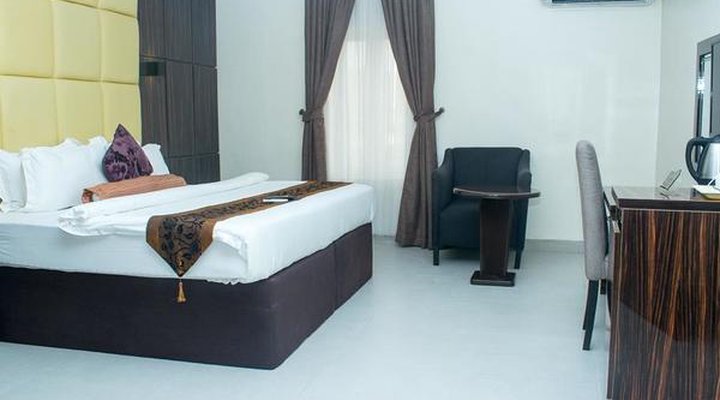 Pennsylvania Avenue Hotel