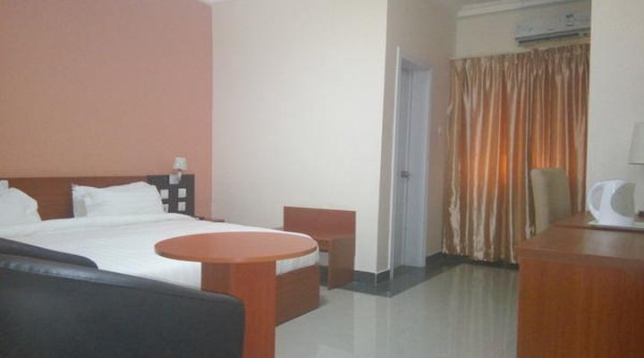 Kifina Emerald Hotel