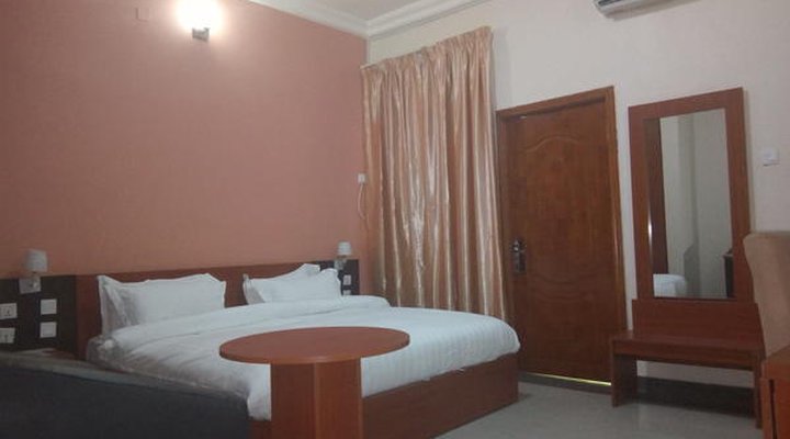Kifina Emerald Hotel
