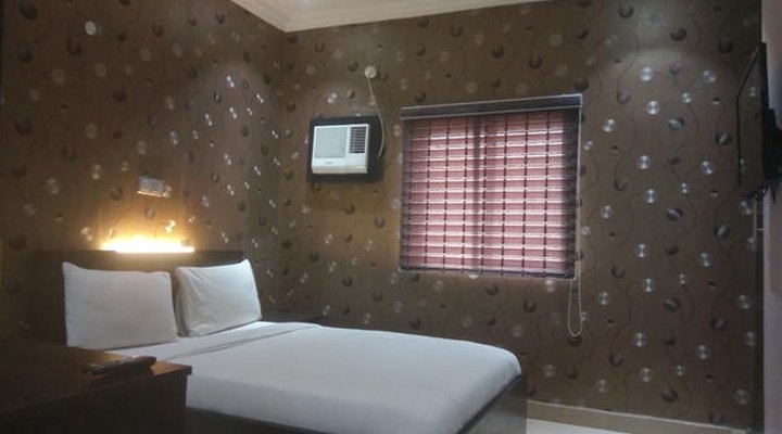 Angel Park Place Hotel