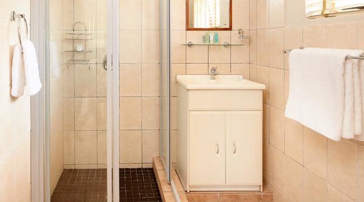 Chaka's Rock Chalets