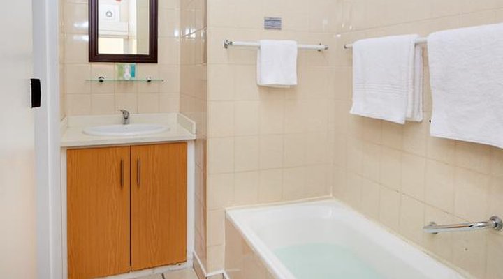 Chaka's Rock Chalets