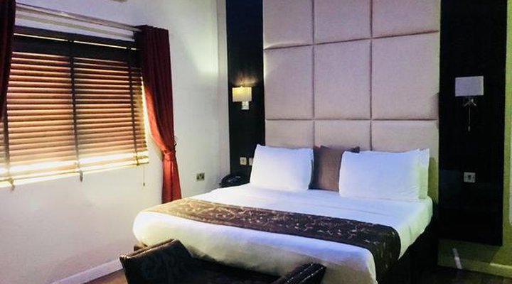 De Brit Hotel