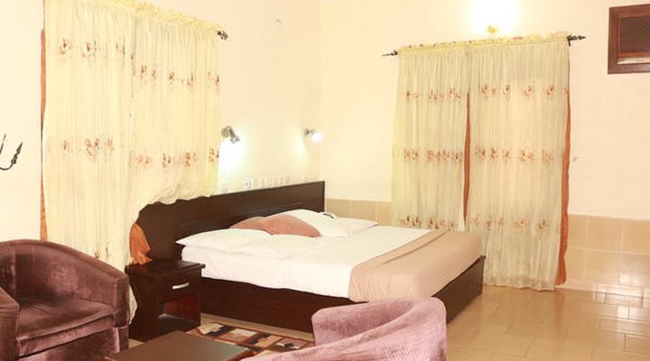 Liz Ani Hotels