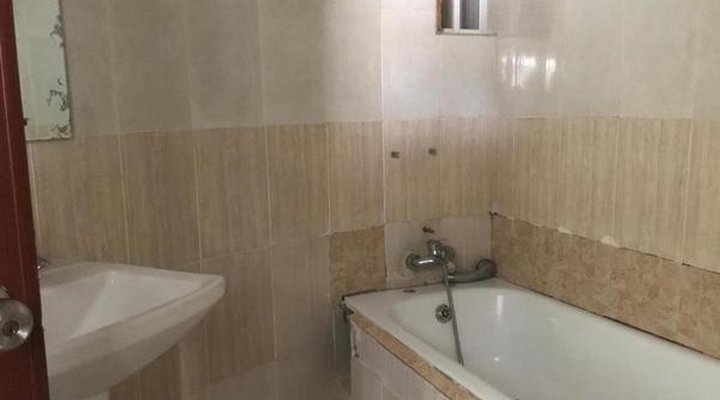 Pentagon Luxury Suites