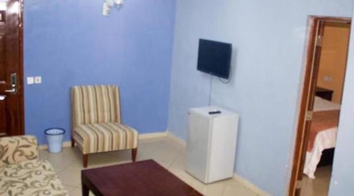 Sugarland Hotel & Suites