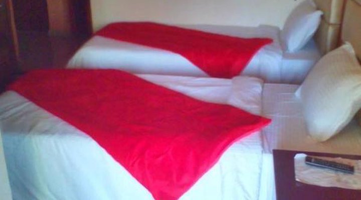 Sugarland Hotel & Suites