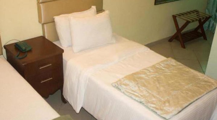 Sugarland Hotel & Suites