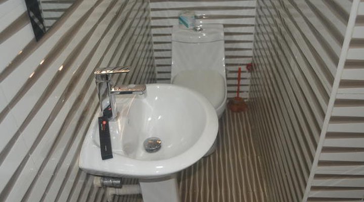 Mac Dove Lounge & Suites