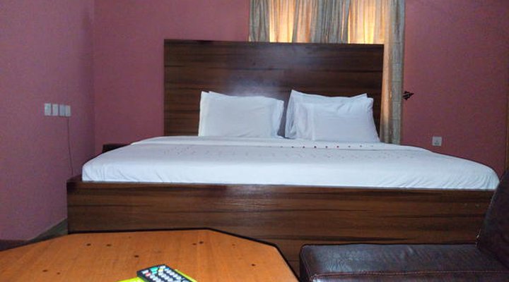 Richanthonio Suites