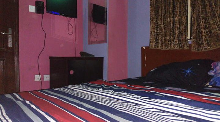 Solochus Hotel & Suites