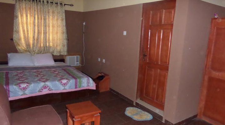 Tajmahal Hotels Annex