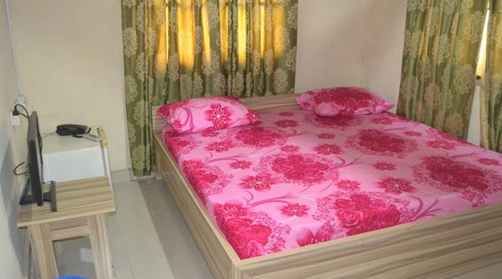 Kings Crown Hotel