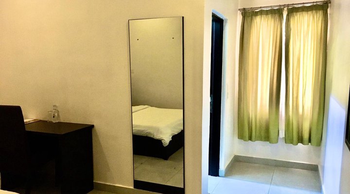 House 56 Hotel & Suites