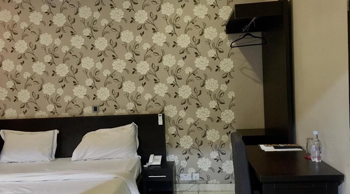 House 56 Hotel & Suites