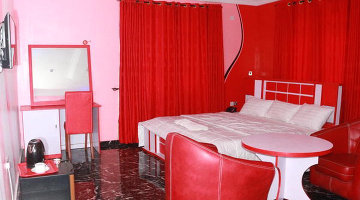 Resdon Hotel and Suites