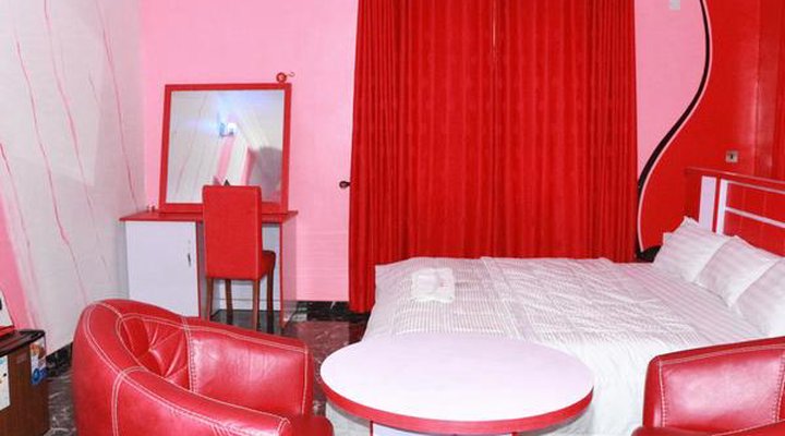 Resdon Hotel and Suites