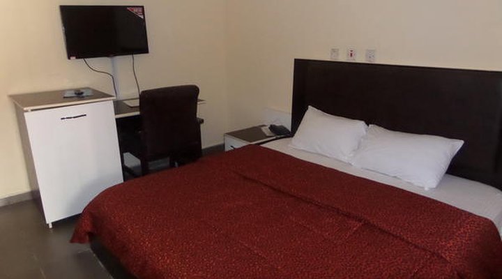 Dreamland Suites