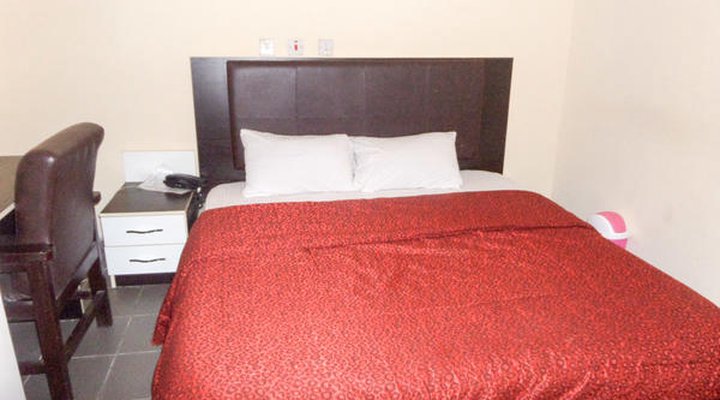 Dreamland Suites