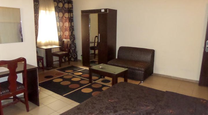 Dreamland Suites