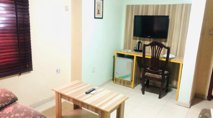 DownTown Royal Hotel