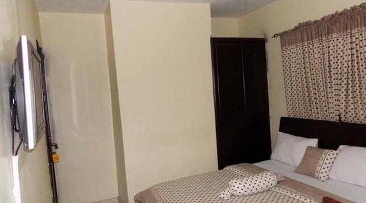 Peerage Retreat and Resort