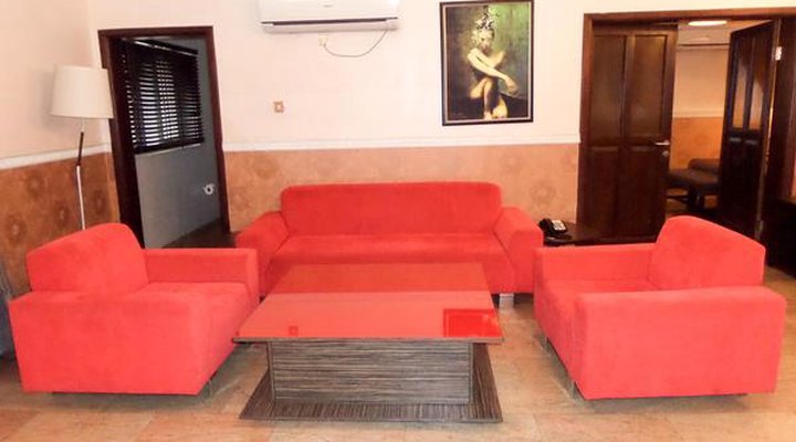 Manyxville Hotel & Suites