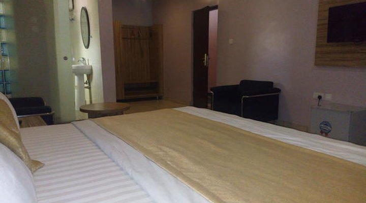 Dublina Suites