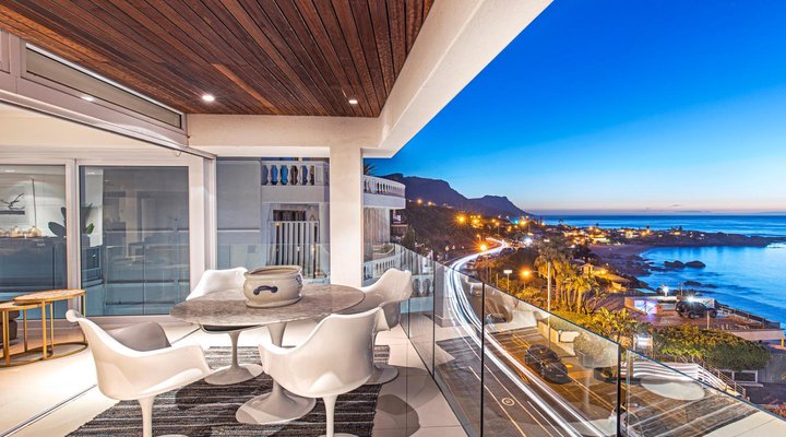 Clifton Magic