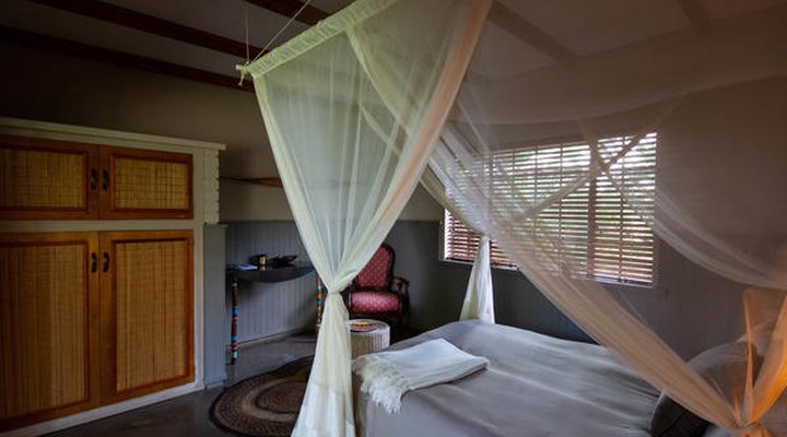 Mhangela Lodge Balule