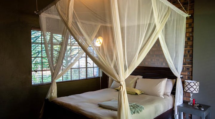 Mhangela Lodge Balule