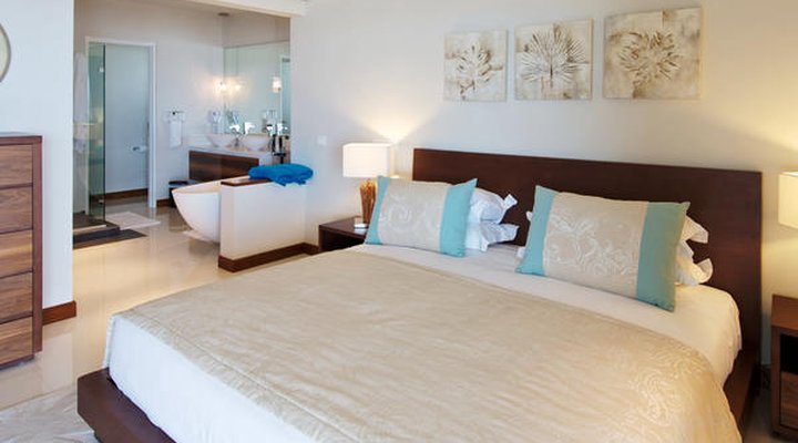 Leora Beach by Horizon Holidays