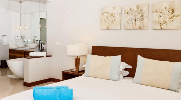 Leora Beach by Horizon Holidays
