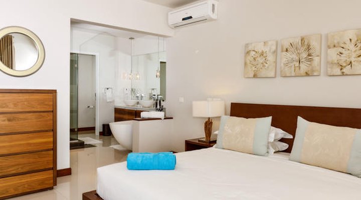 Leora Beach by Horizon Holidays