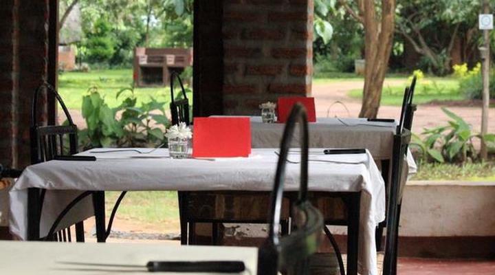 Barefoot Lodge and Safaris - Malawi