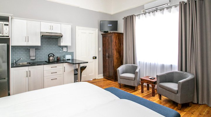 Victorian Square Guesthouse