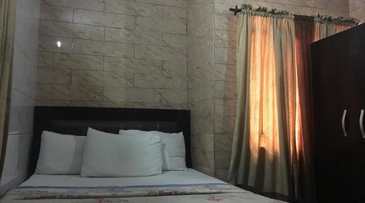 Hardrock Hotel and Suites LTD