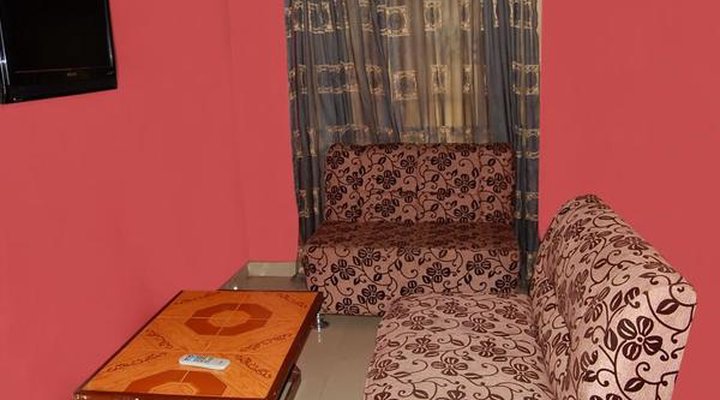 Hardrock Hotel and Suites LTD