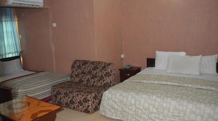 Hardrock Hotel and Suites LTD