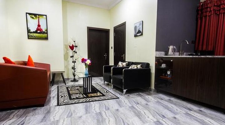 GolfView Hotel & Suites