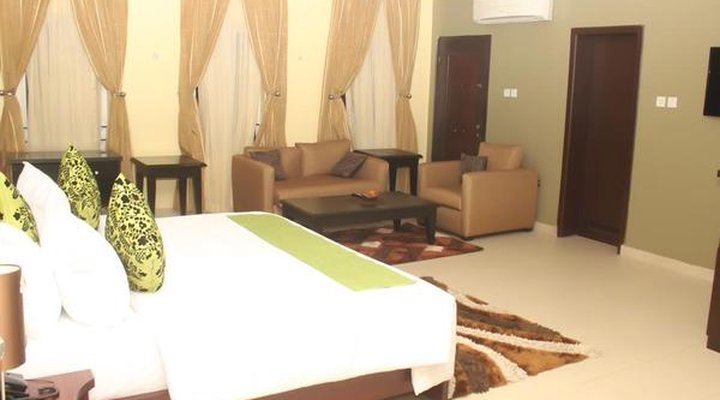 The Hamilton Suites (Texas Overseas Catering LTD)