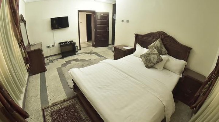Tokke Hotel and Apartment