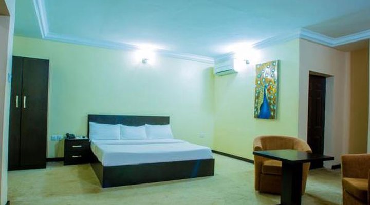 Frankeyz Haven Suites