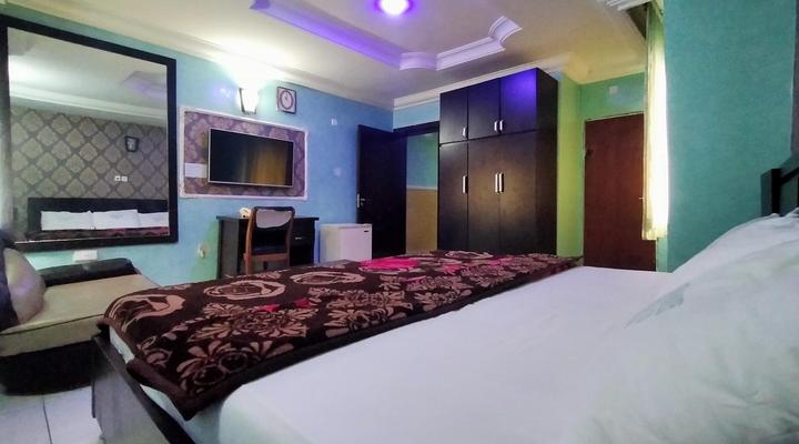 Orient Hotel and Plaza Ltd