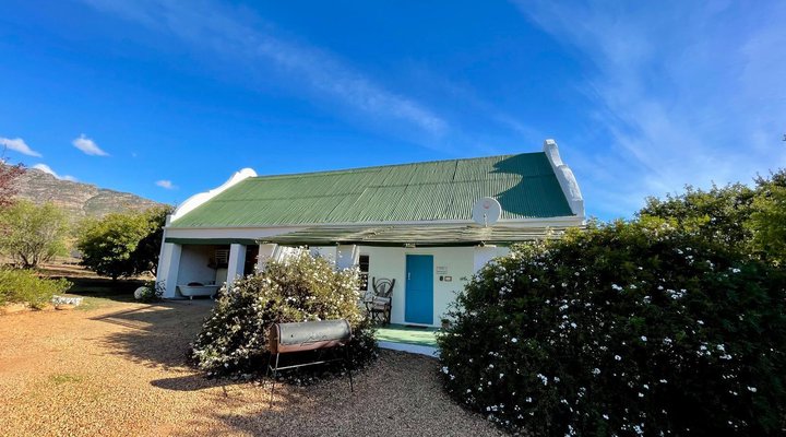 The Blue Cow Barn - Boutique Farm Accommodation 