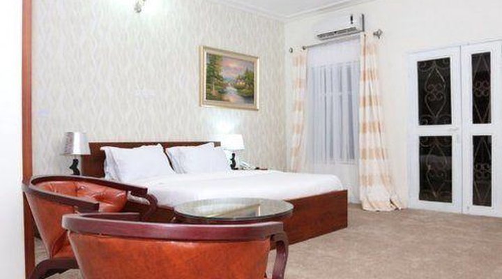 Bjorne Classic Suites