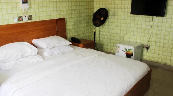 Soul Lounge & Suites