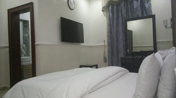 Margaretta Classic Suites and Hotel